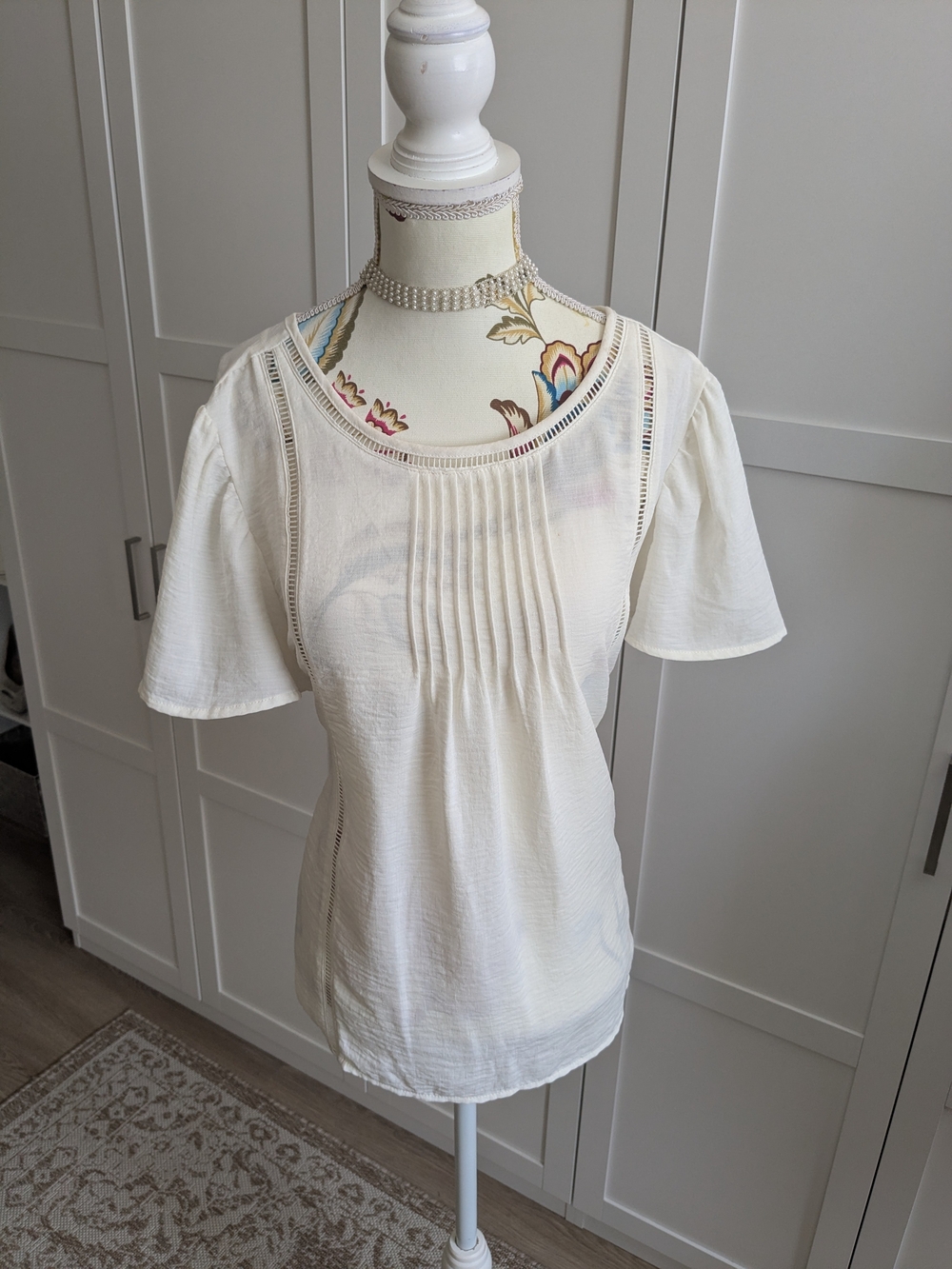 iyla Cream Short-Sleeve Pintuck Tee with Openwork Trim